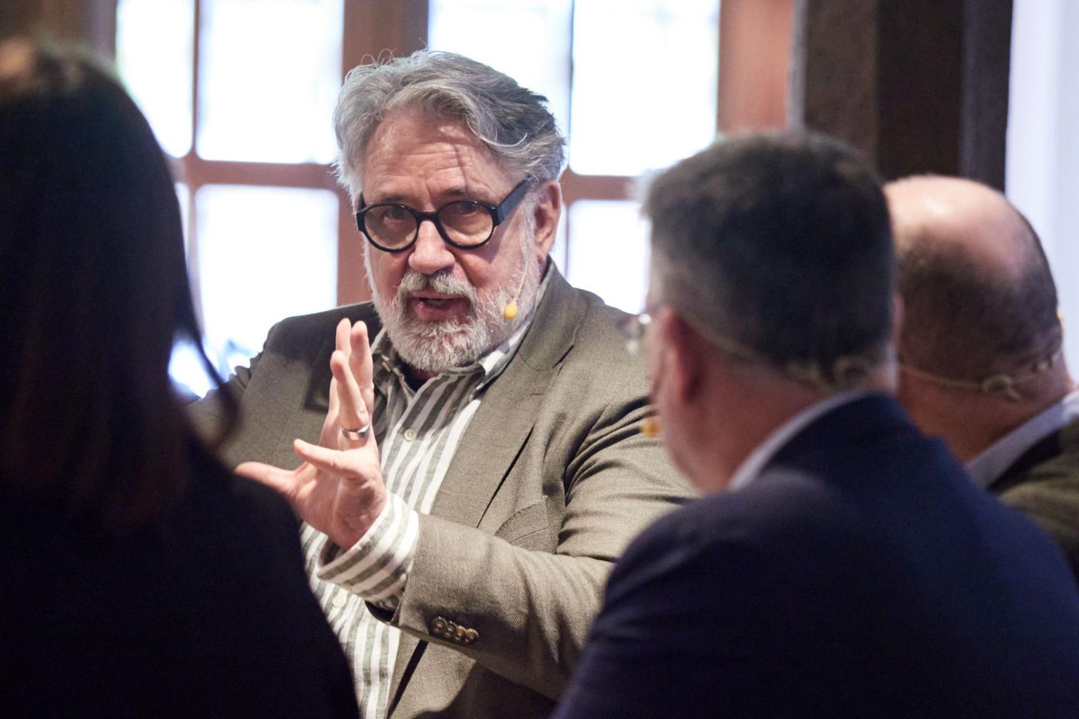 Firma de convenios entre UPNA, Universidad de Navarra y ETH Zurich