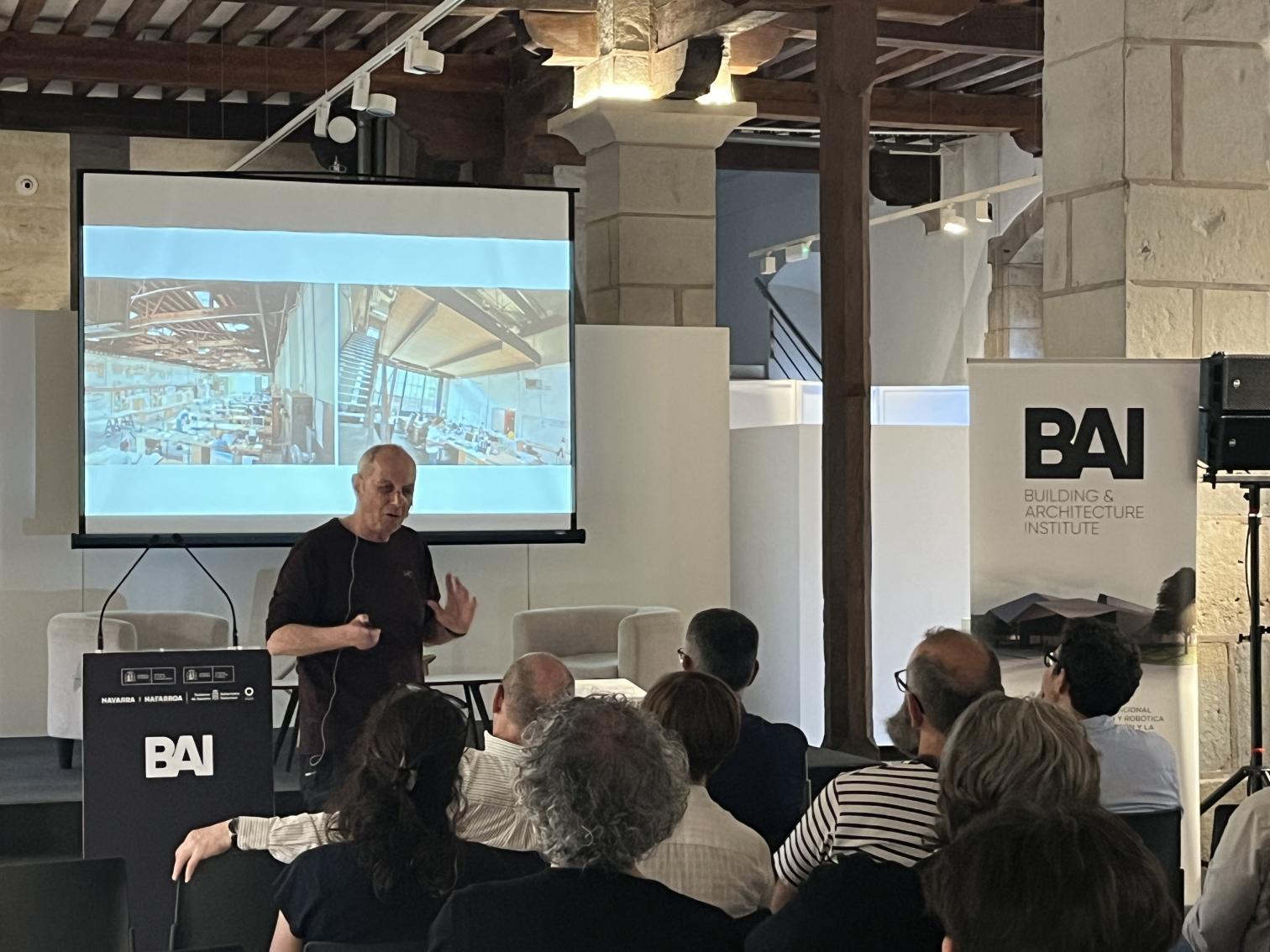 Marc Angélil protagoniza la segunda sesión de FORO BAI 2026 con una llamada urgente a repensar la sostenibilidad en arquitectura
