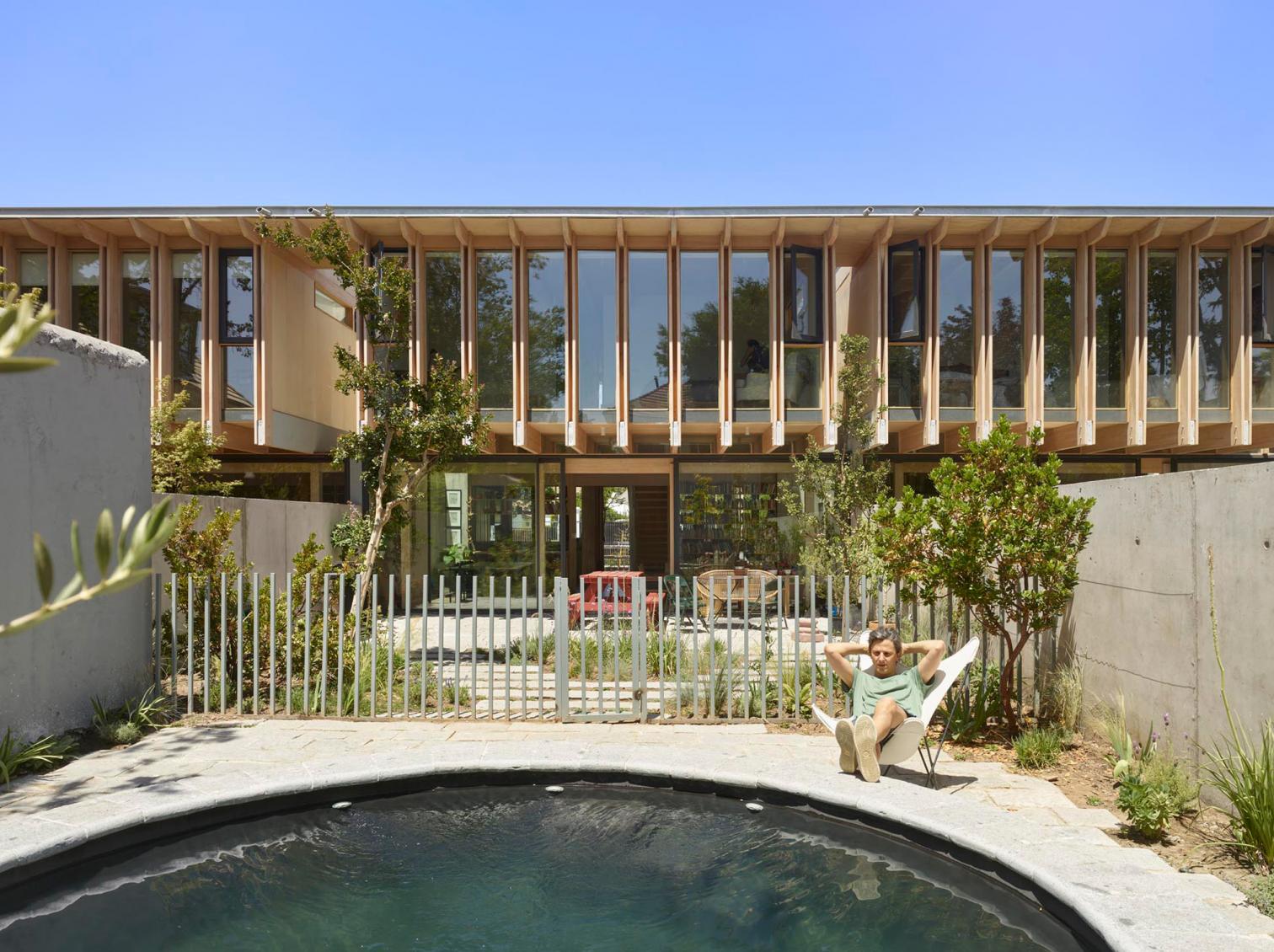 San Crescente Housing, Las Condes