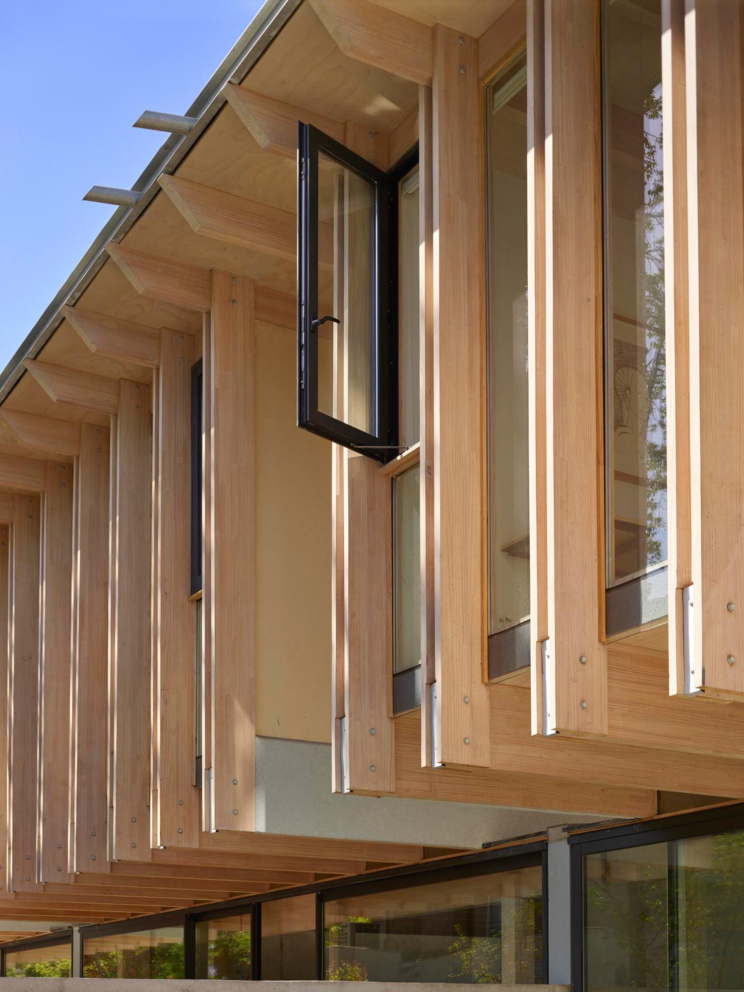San Crescente Housing, Las Condes