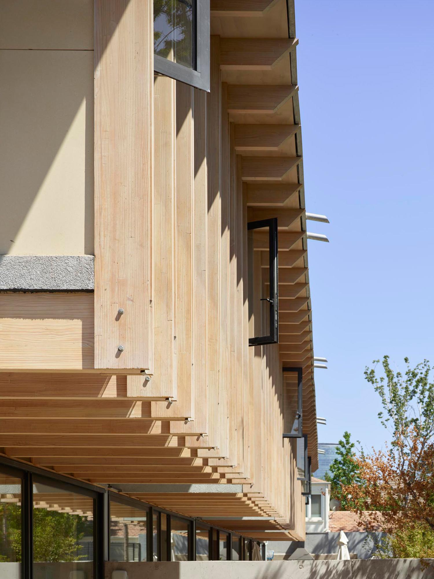 San Crescente Housing, Las Condes