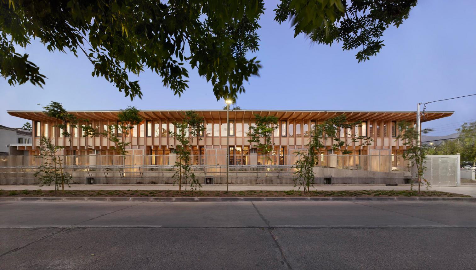 San Crescente Housing, Las Condes