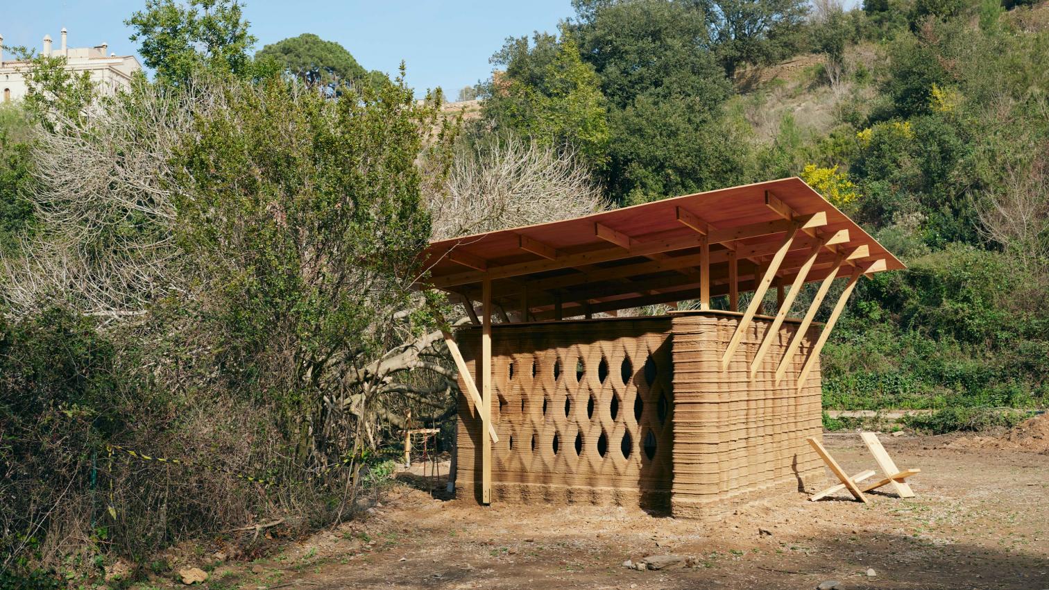 Prototipo de vivienda realizada con tierra y una impresora 3D