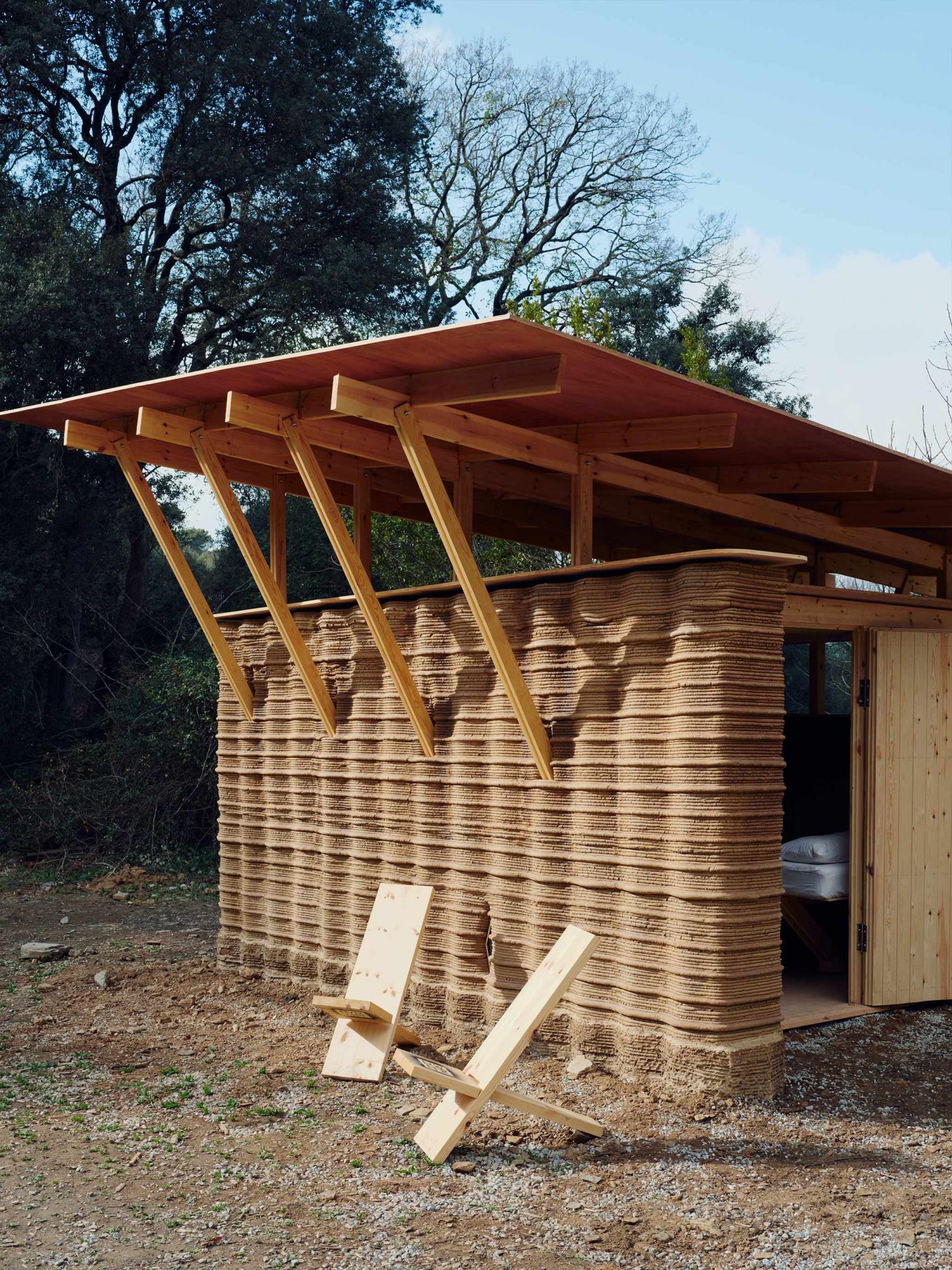 Prototipo de vivienda realizada con tierra y una impresora 3D