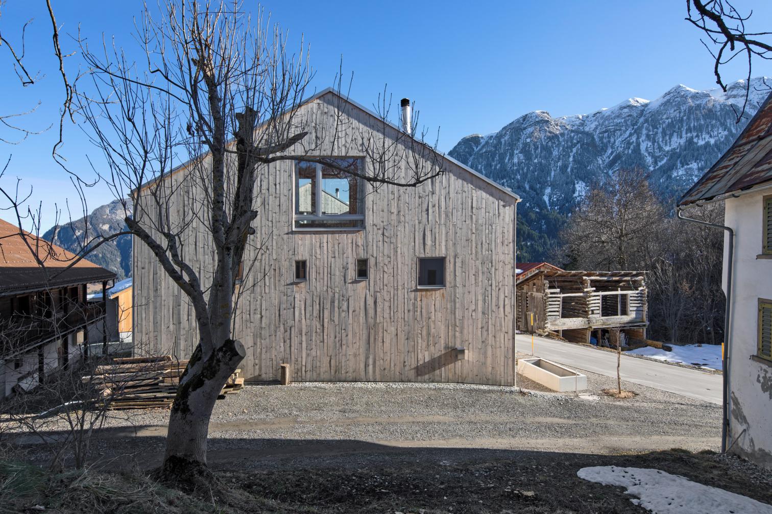 Residential and Studio House Lind in Urmein (Switzerland)